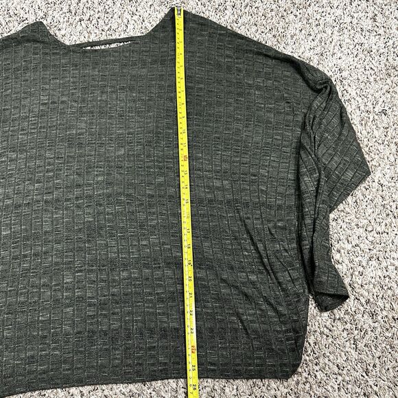Forever 21+ Women's 2X Olive Green Ribbed 3/4 Sleeve Open Back Criss Cross Shirt - Picture 9 of 11
